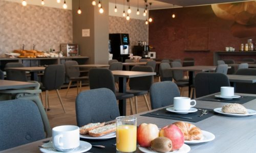 SALON BUFFET DESAYUNO Desayuno en buffet Estudiotel Alicante
