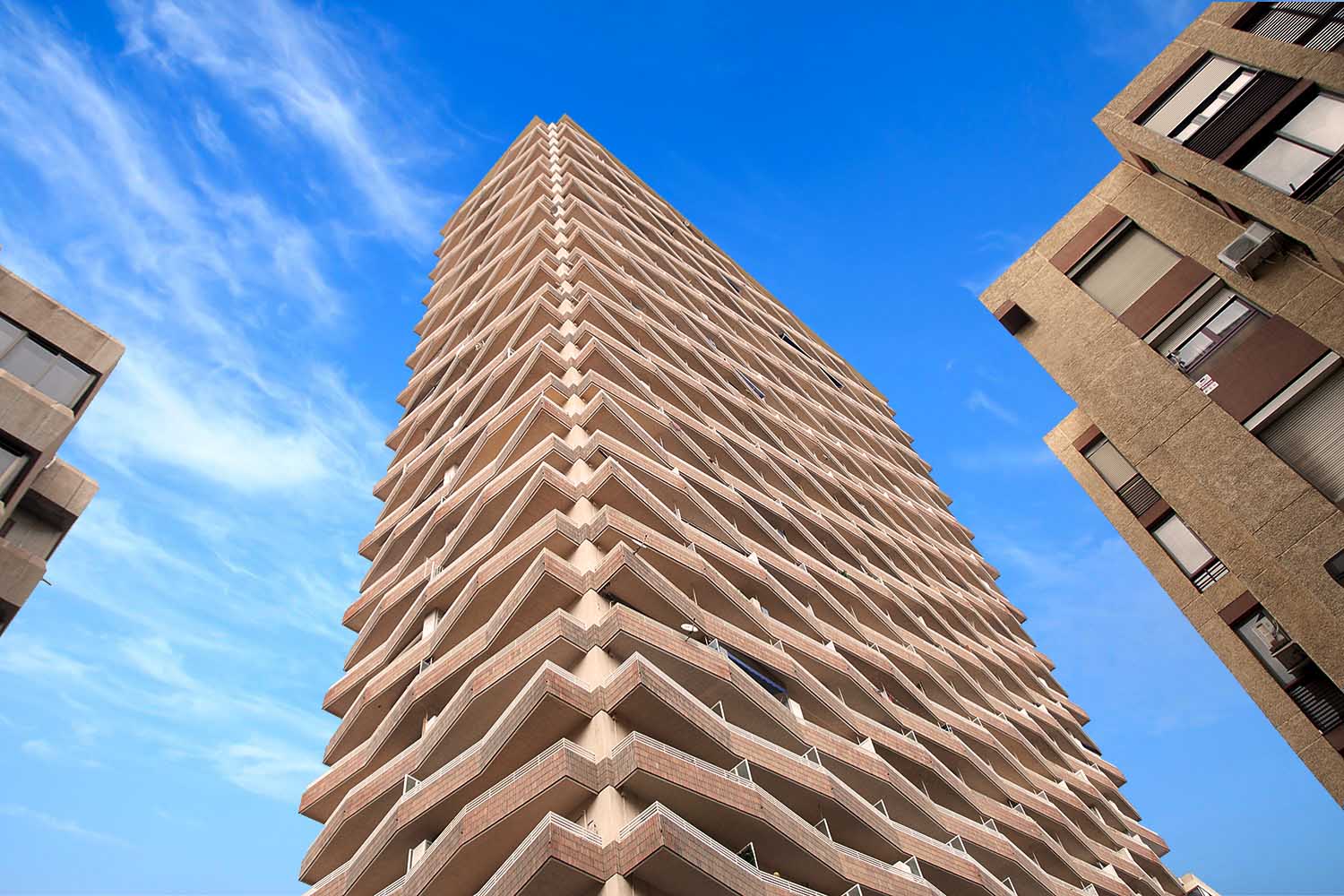 Vista Estudiotel Alicante junta al Corte Inglés