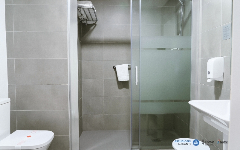 habitación doble - estudiotel - baño
